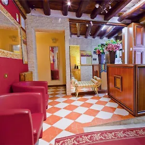 https://hotel-henry-venice.hotelinveneto.com