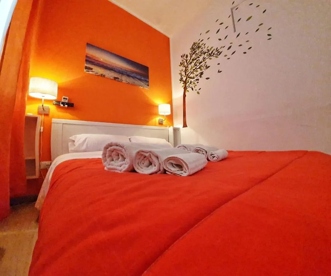Hotel A Un Passo Dal Centro Palermo 3*,