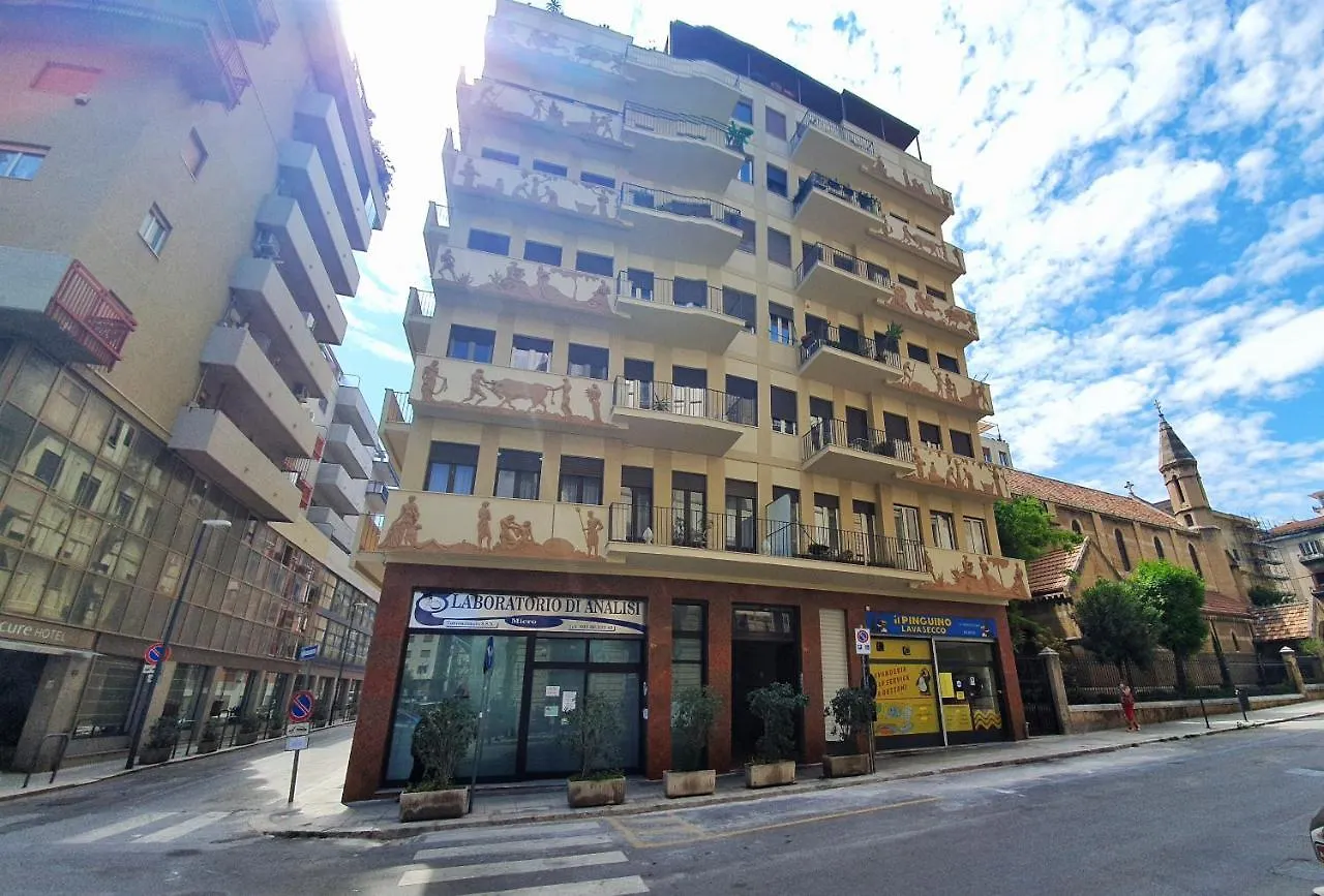 Pensjonat Hotel A Un Passo Dal Centro Palermo